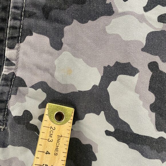 Levis Pants Mens 40x30 Black Gray Camo Cargo Mid Rise Straight Loose Outdoor 90s - Picture 3 of 13